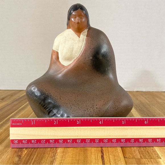 Vintage Eduardo Vega Red Clay Native American Woman Southwestern Ceramic 6” - Picture 8 of 14